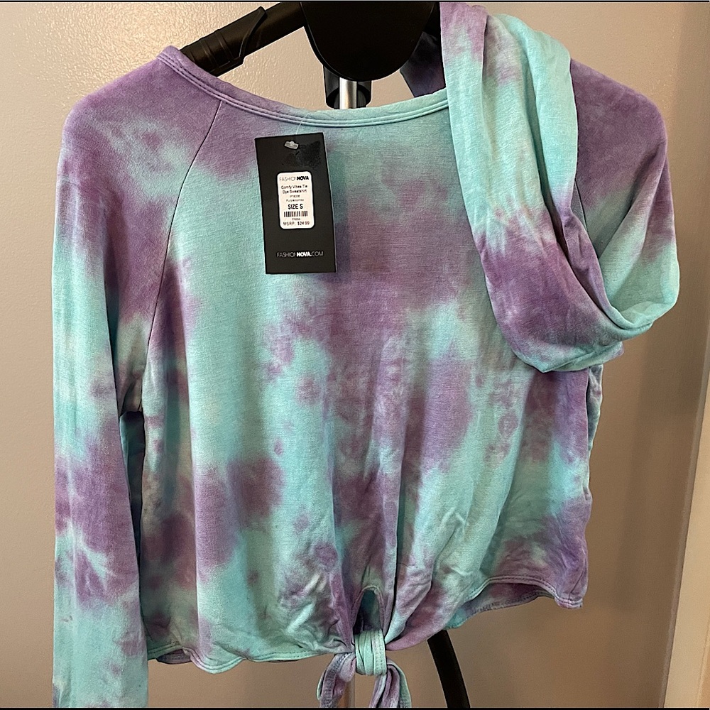 Tie dye Knotted Crop Long Sleeve